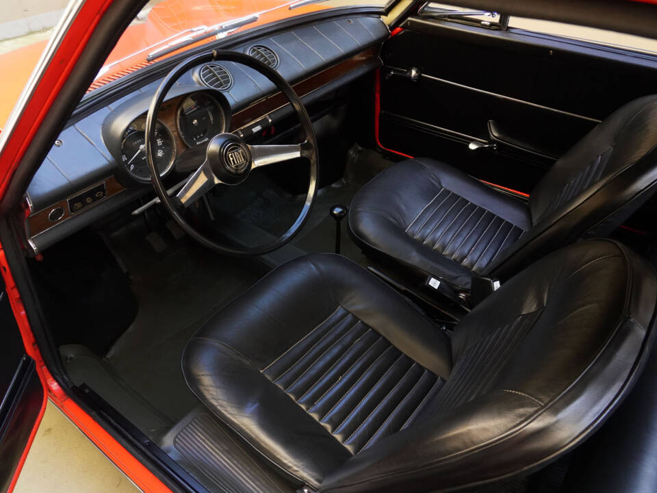 Image 17/94 of FIAT 850 Coupe (1966)
