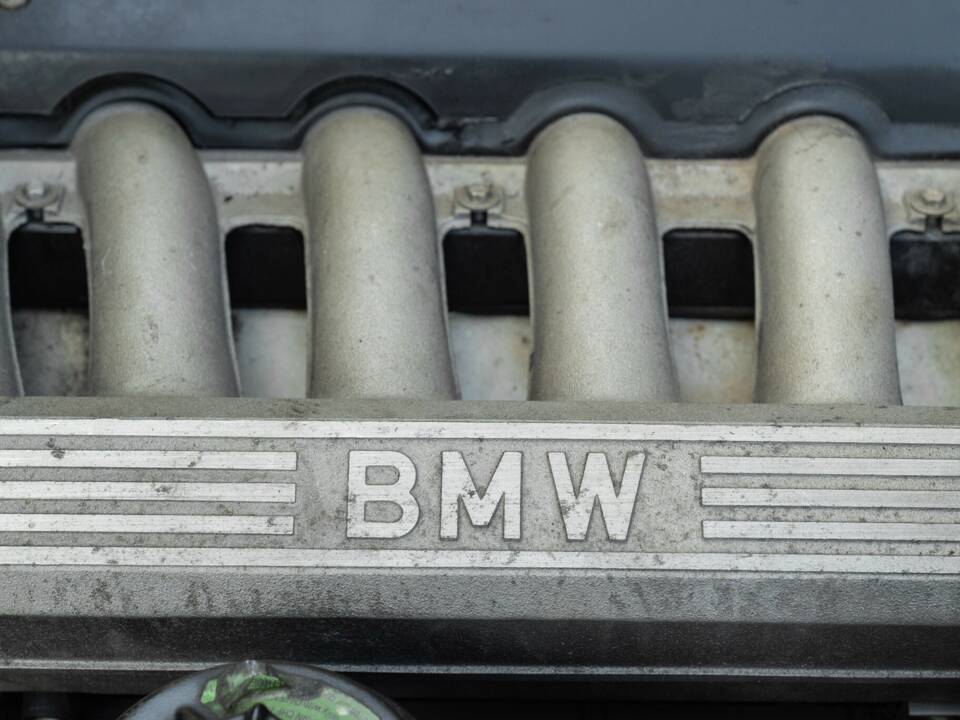 Image 33/36 of BMW 750iL (1989)