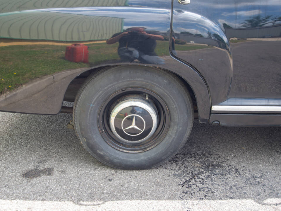Image 29/30 of Mercedes-Benz 180 (1955)