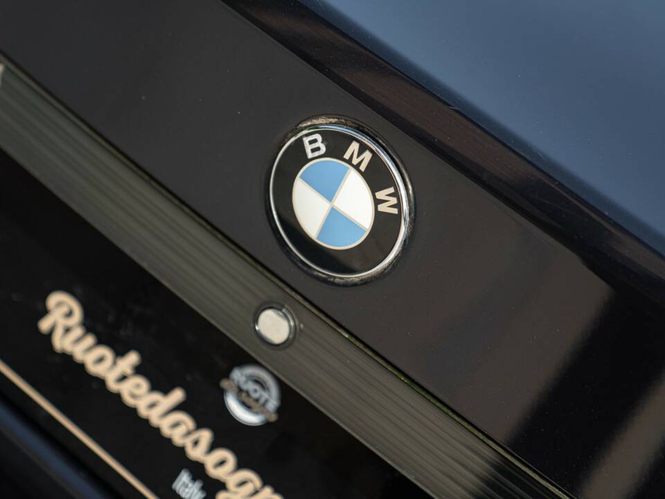 Bild 12/50 von BMW 745Li (2001)