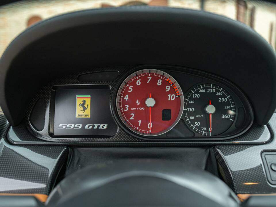 Bild 38/50 von Ferrari 599 GTB Fiorano (2007)