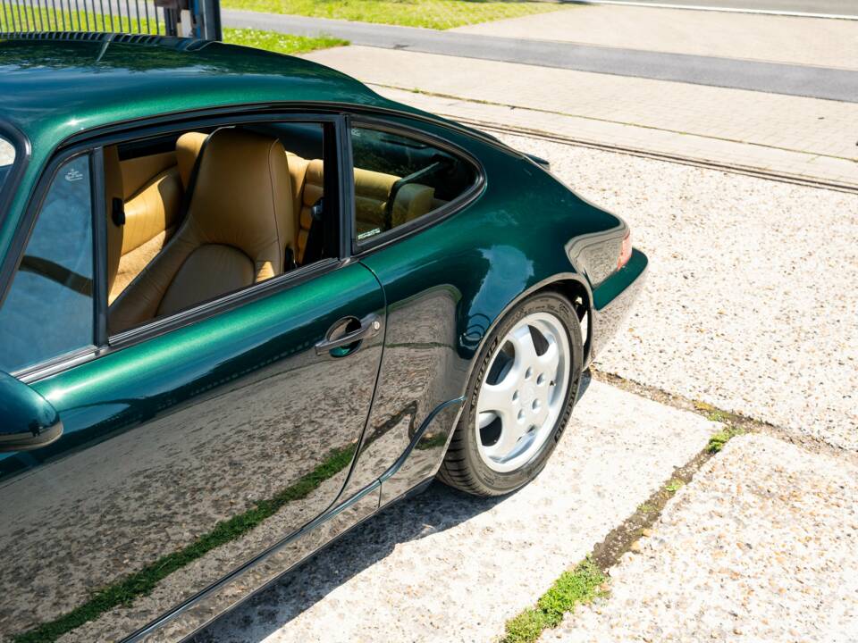 Image 12/35 of Porsche 911 Carrera 2 (1990)
