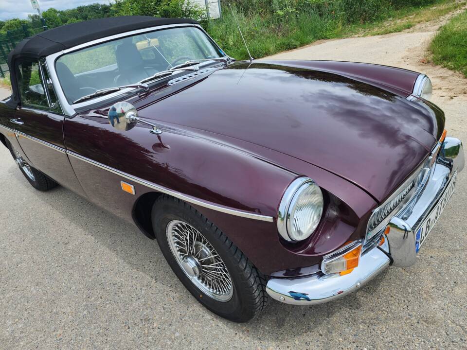 Image 8/55 of MG MGB (1969)