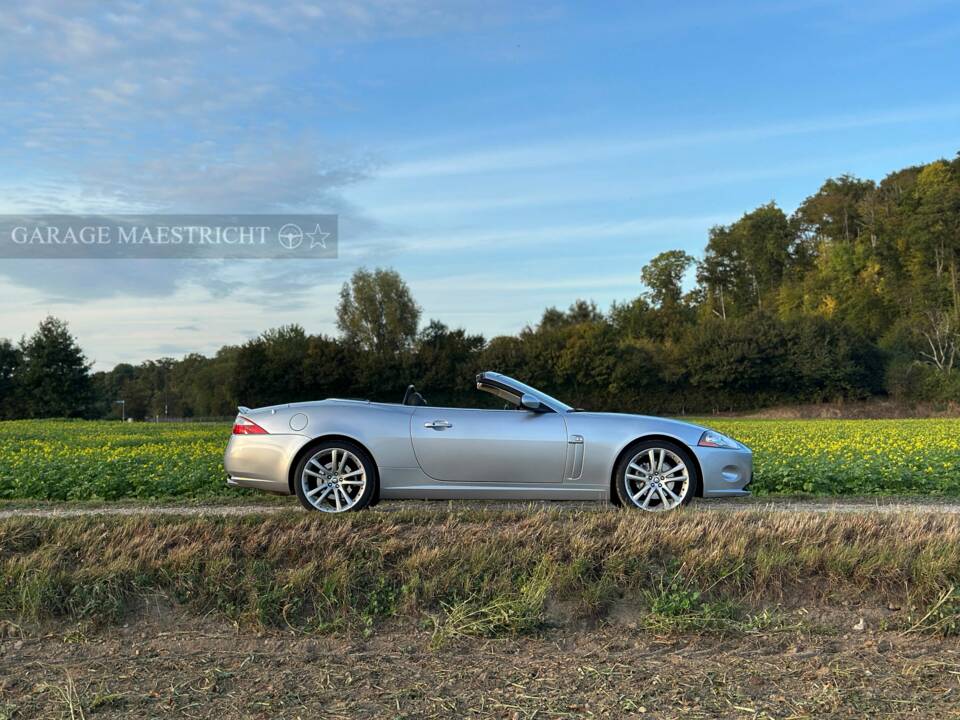 Image 16/84 de Jaguar XK 4.2 (2006)