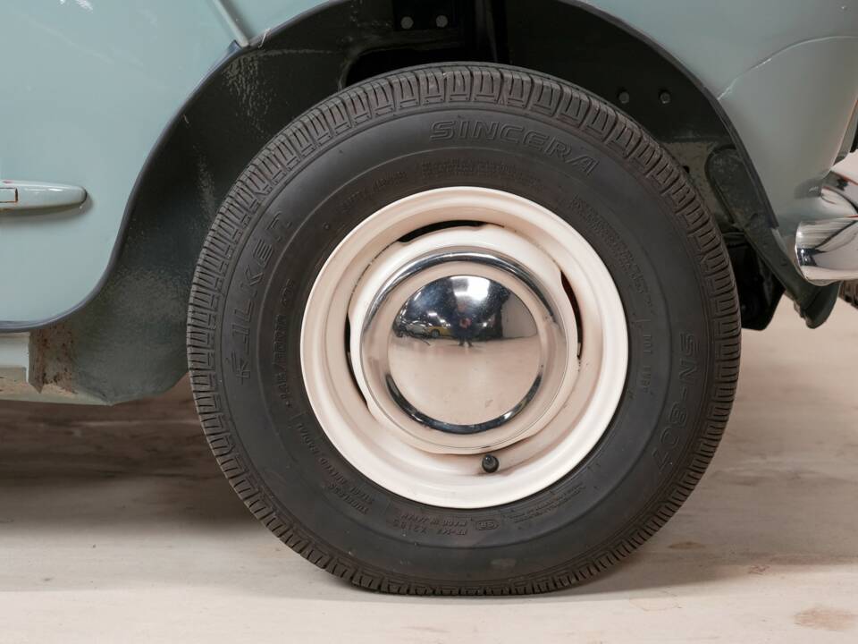 Bild 22/35 von Austin Mini Van (1983)