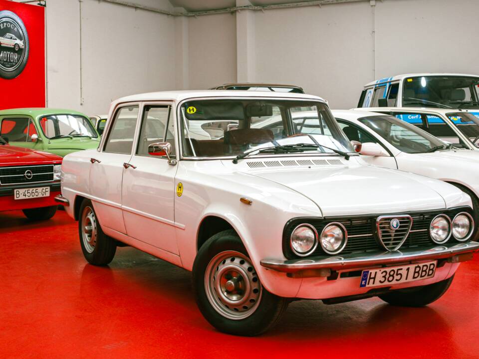 Bild 3/34 von Alfa Romeo Giulia Nuova Super 1600 (1979)