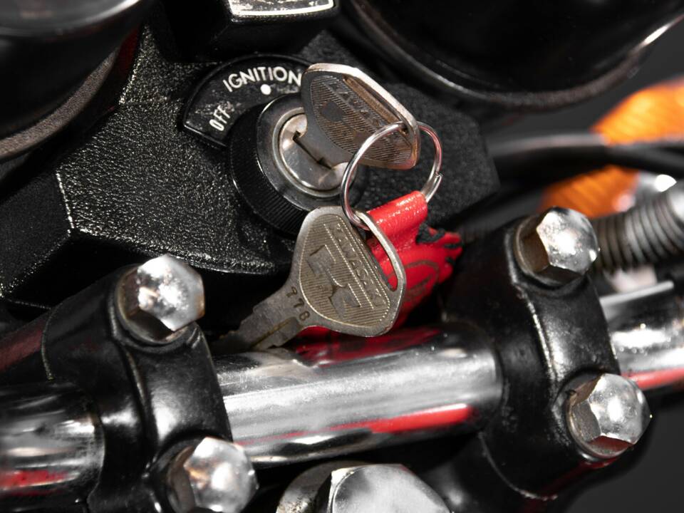 Bild 28/40 von Kawasaki DUMMY (1975)