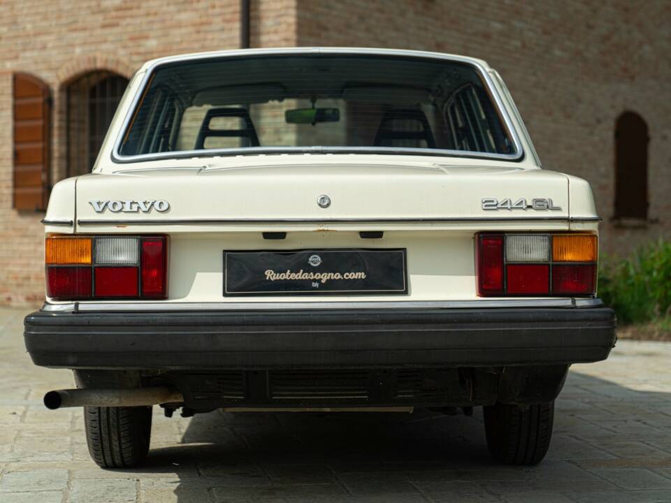 Bild 8/50 von Volvo 240 Diesel (1982)