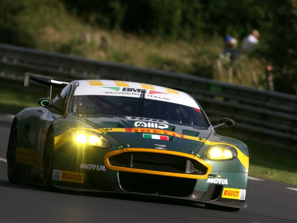 Image 26/30 of Aston Martin DBR9 GT1 (2006)