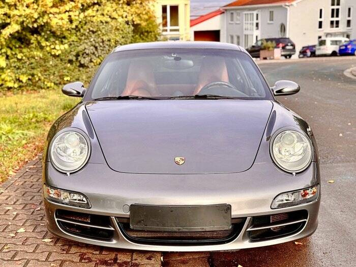 Imagen 3/7 de Porsche 911 Carrera (2008)