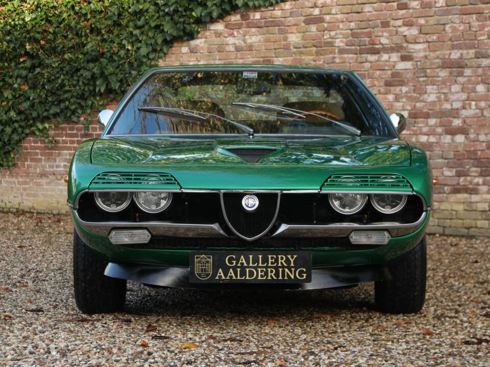 Image 5/50 of Alfa Romeo Montreal (1973)