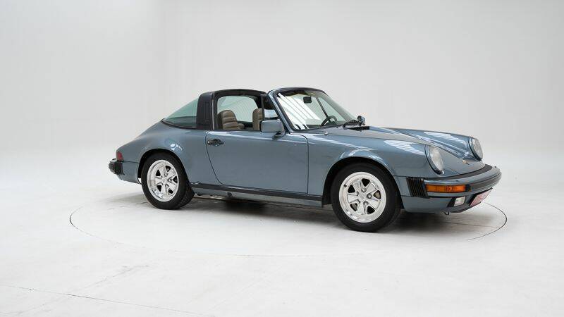 Immagine 3/15 di Porsche 911 Carrera 3.2 (1984)