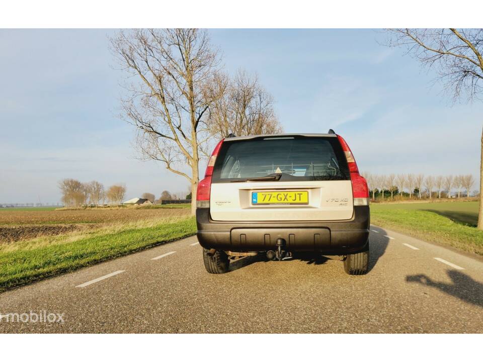 Bild 10/29 von Volvo XC70 2.4T (2001)