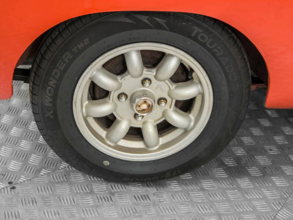 Bild 34/50 von MG MGB GT V8 SEC (1978)