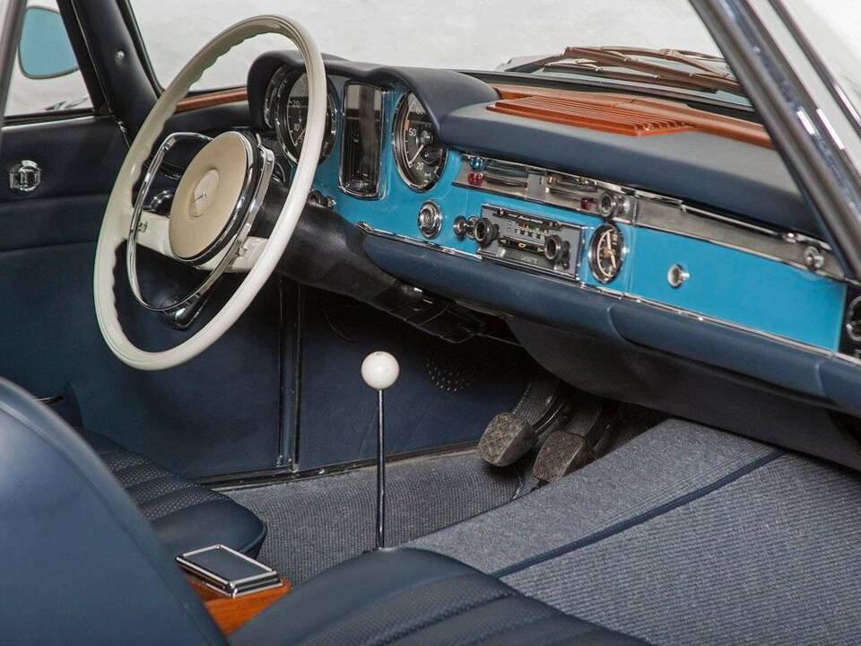 Imagen 38/44 de Mercedes-Benz 230 SL (1965)
