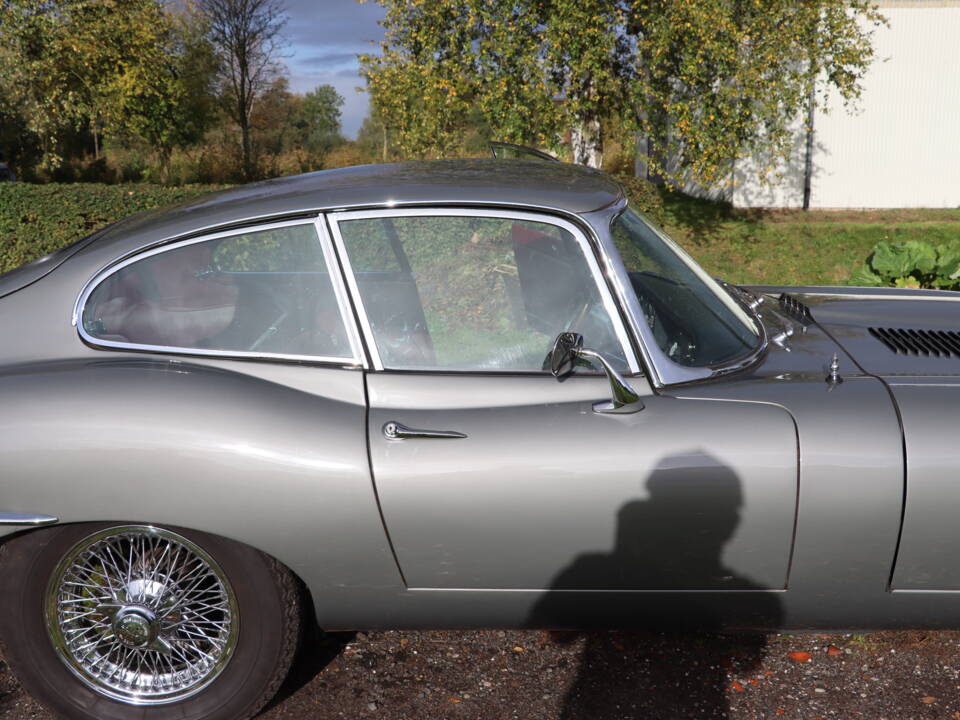 Bild 18/34 von Jaguar E-Type 4.2 (1967)