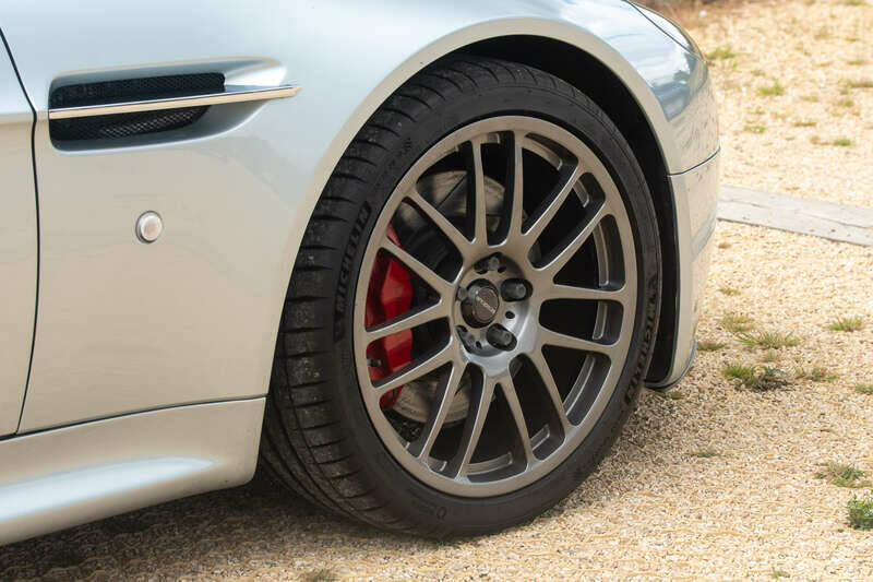 Bild 36/50 von Aston Martin V8 Vantage (2006)