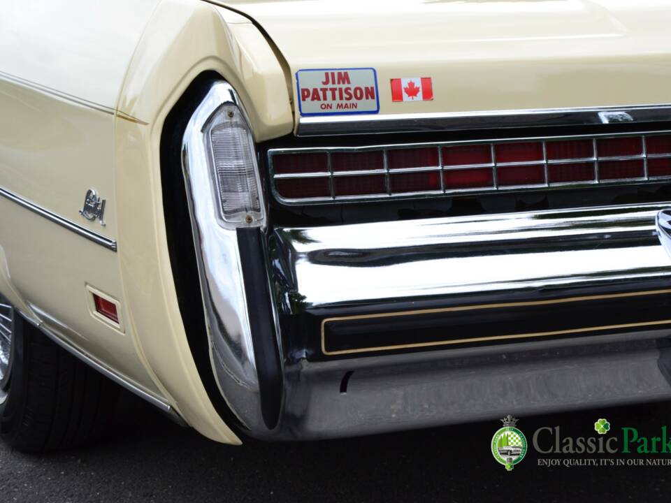 Immagine 50/50 di Buick Electra 225 Hardtop (1976)