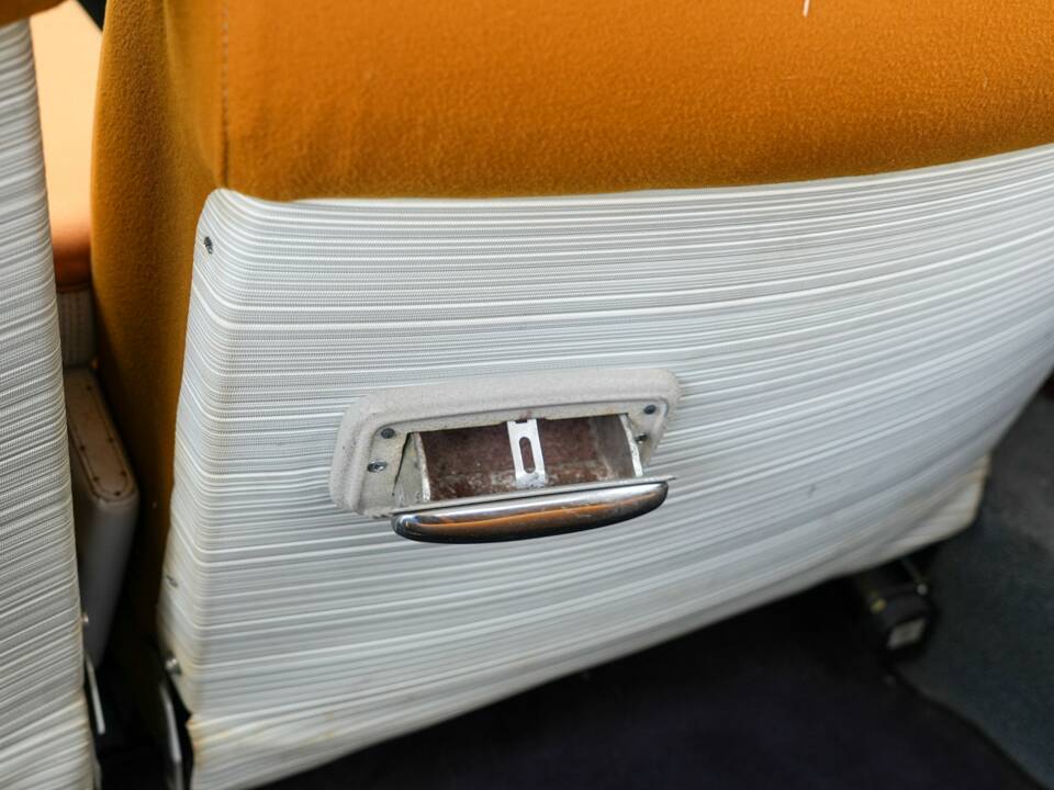 Immagine 23/34 di Citroën ID 19 (1968)