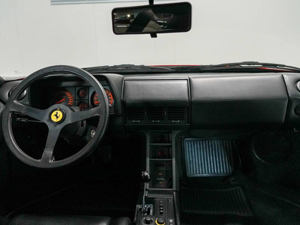 Bild 2/50 von Ferrari Testarossa (1990)