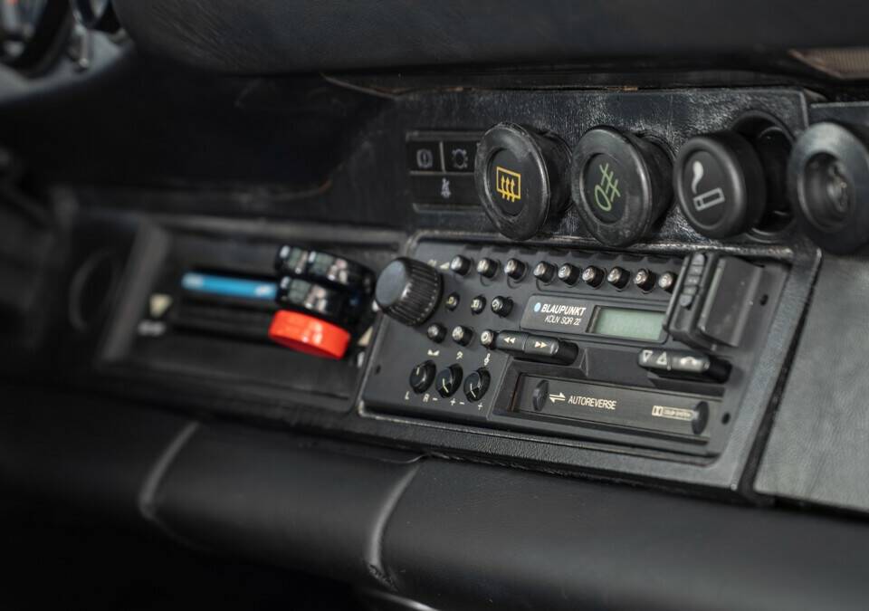 Bild 24/30 von Porsche 911 Carrera 3.2 (1987)