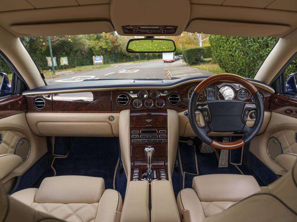 Afbeelding 12/27 van Bentley Brooklands (2009)