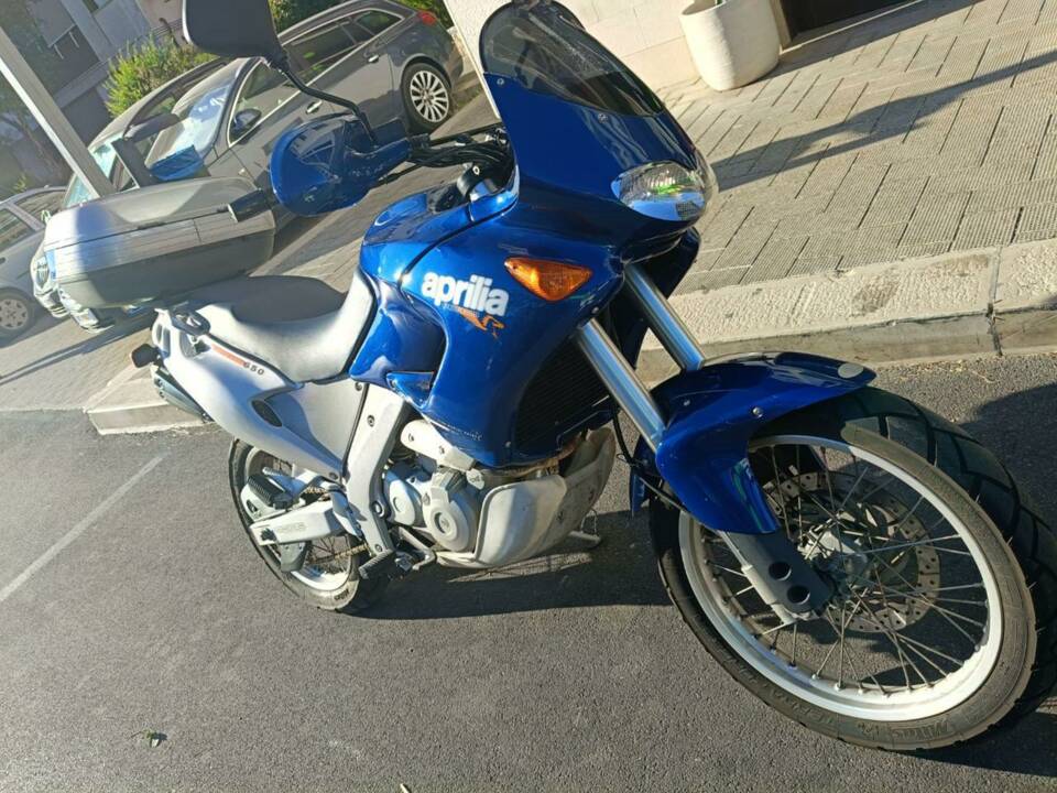 Image 25/41 de Aprilia DUMMY (1998)