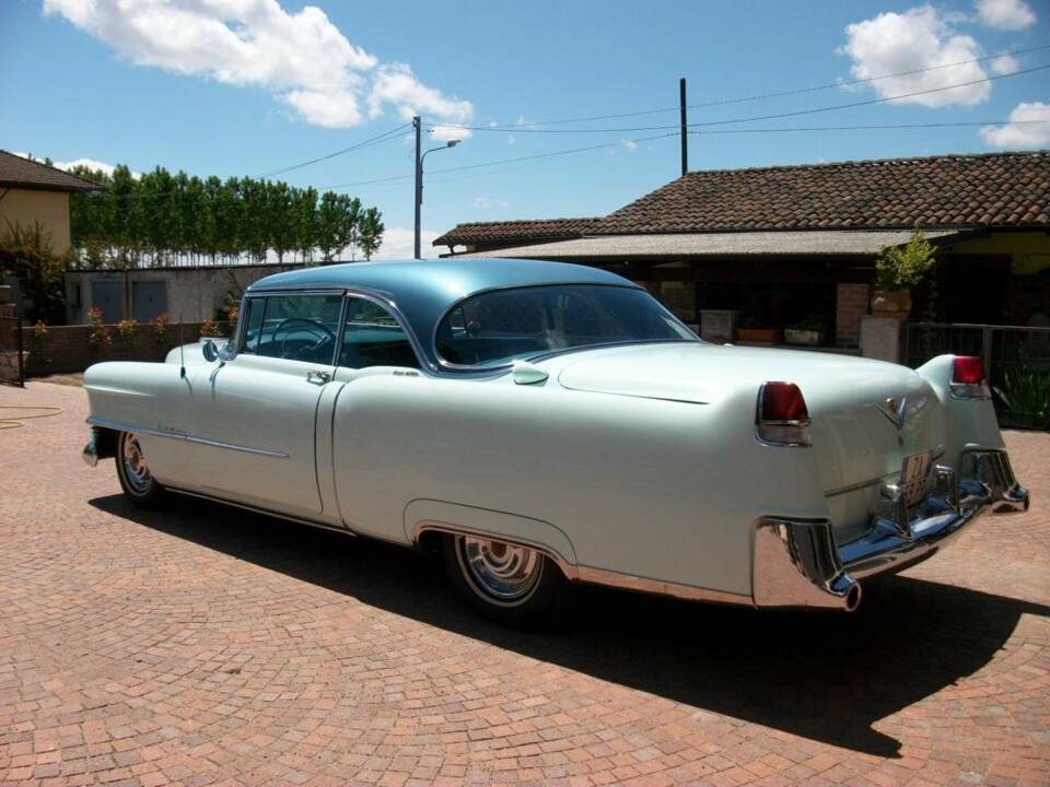 Image 5/8 of Cadillac 62 Coupe DeVille (1954)