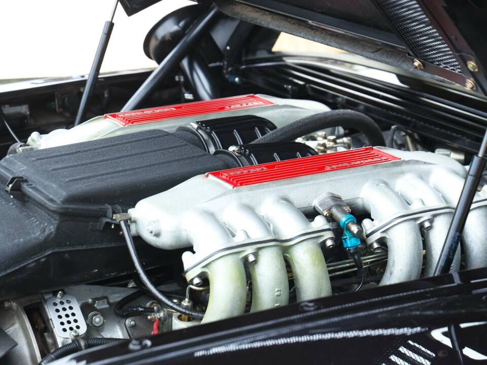 Immagine 43/50 di Ferrari Testarossa (1987)