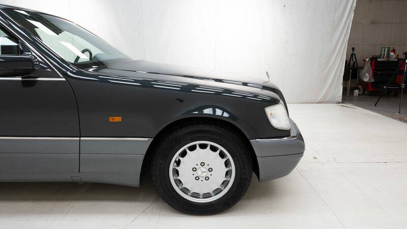 Bild 11/15 von Mercedes-Benz S 320 (1995)