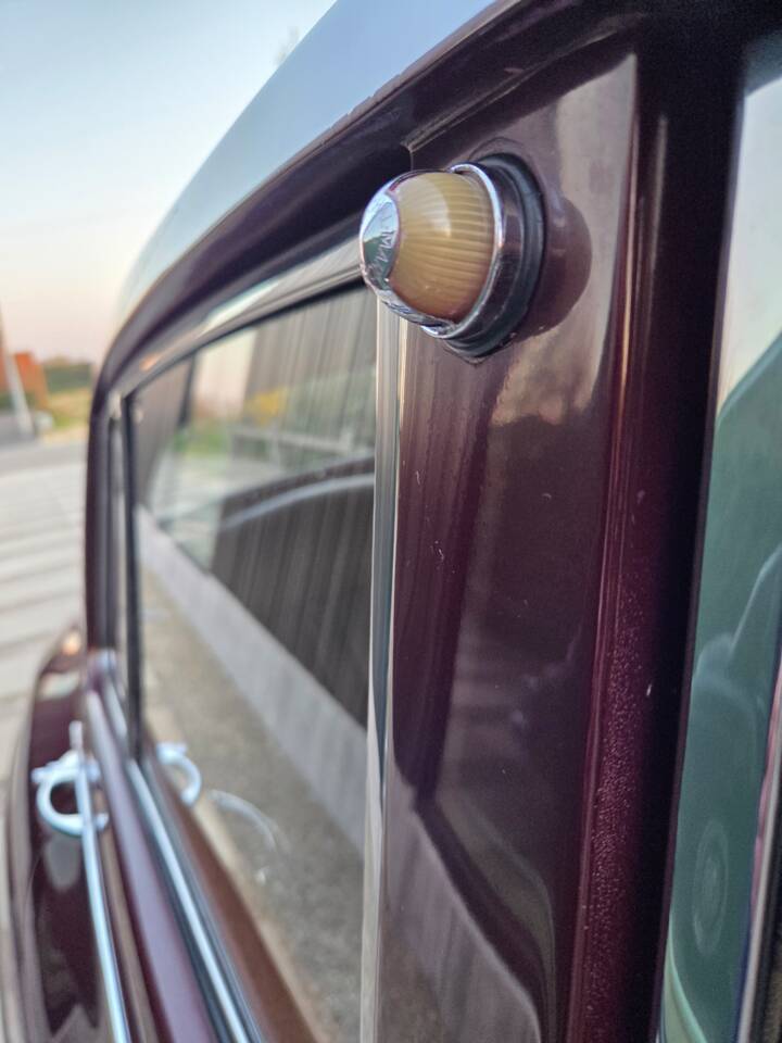 Image 48/52 of Rolls-Royce Silver Cloud II (1962)
