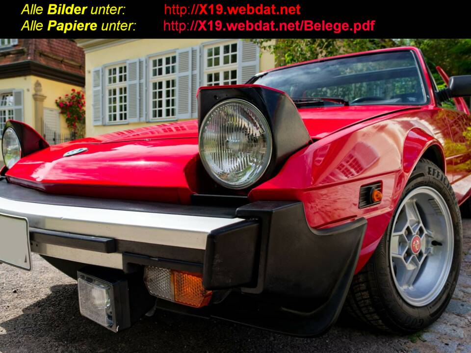 Image 1/4 de FIAT X 1/9 (1981)