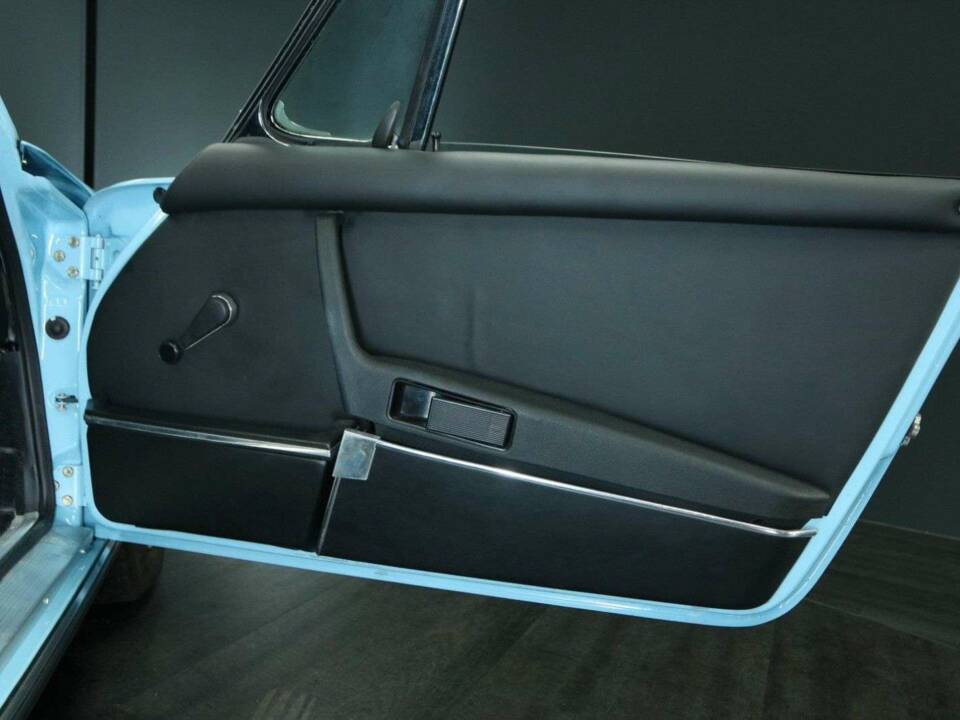 Bild 28/49 von Porsche 911 2.4 E (1972)