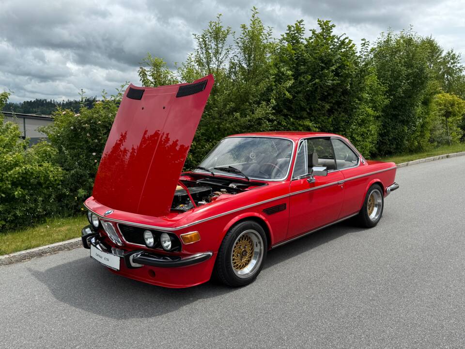 Image 46/73 of BMW 2,5 CS (1975)