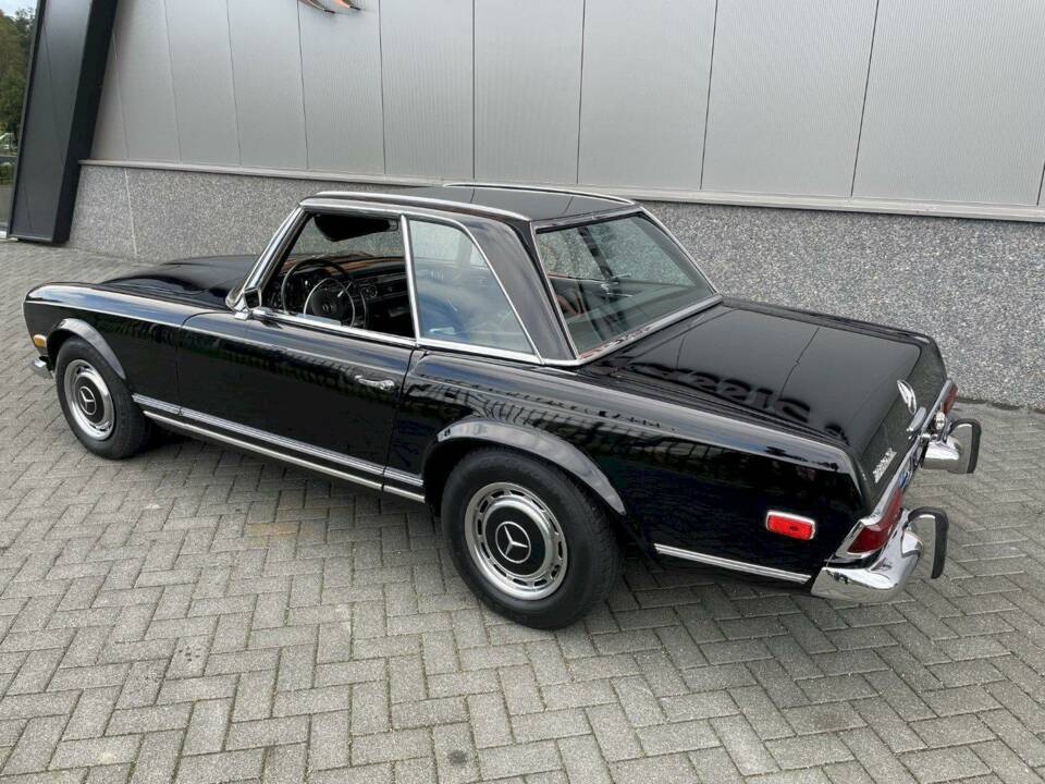 Bild 10/36 von Mercedes-Benz 280 SL (1968)