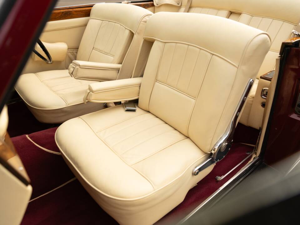 Imagen 34/48 de Rolls-Royce Silver Shadow I (1967)