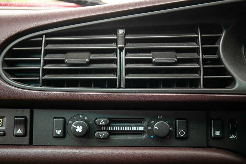 Imagen 24/45 de Porsche 944 (1989)
