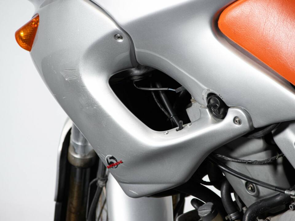 Bild 14/50 von Aprilia Pegaso 650 (1999)