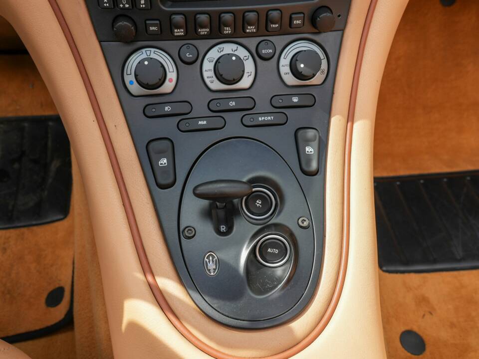 Image 12/44 of Maserati Spyder 4200 Cambiocorsa (2003)