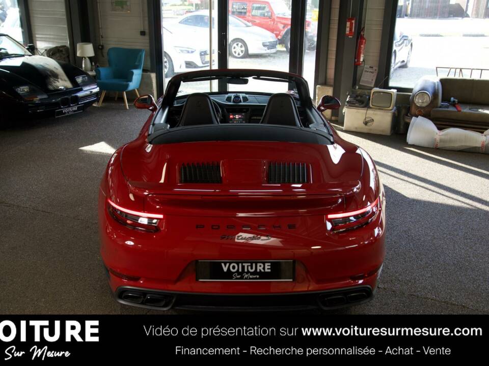 Bild 5/33 von Porsche 911 Turbo S (2017)