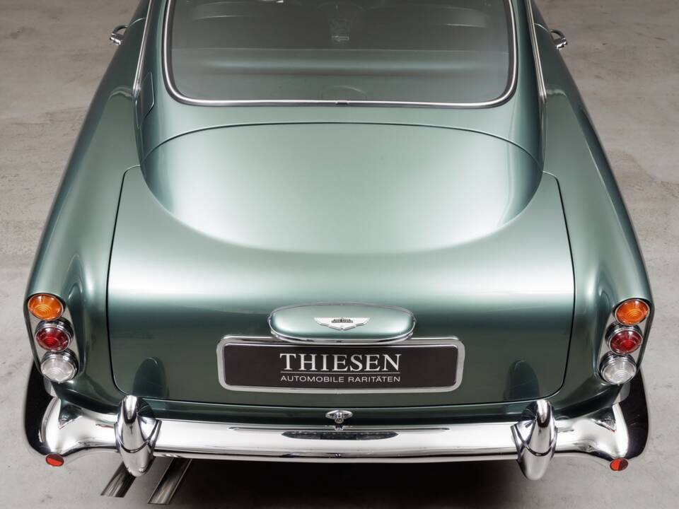 Image 10/26 de Aston Martin DB 4 Vantage (1962)