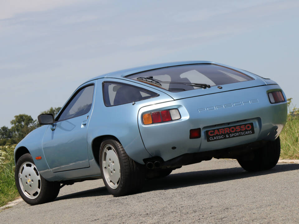 Image 12/42 de Porsche 928 (1979)