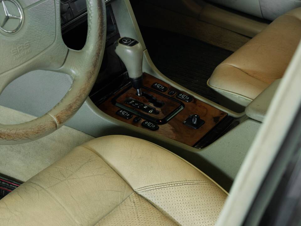 Bild 21/45 von Mercedes-Benz C 230 Kompressor T (1999)