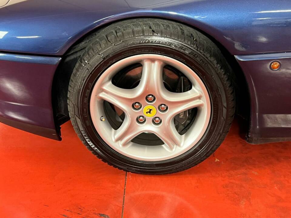 Bild 22/50 von Ferrari 456 GT (1994)