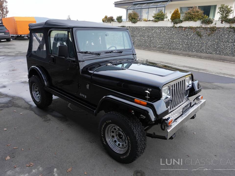 Image 11/50 de Jeep Wrangler 4.0 (1992)