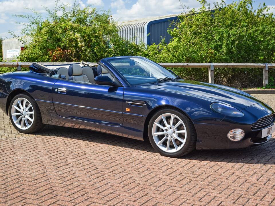 Bild 1/50 von Aston Martin DB 7 Vantage Volante (2001)