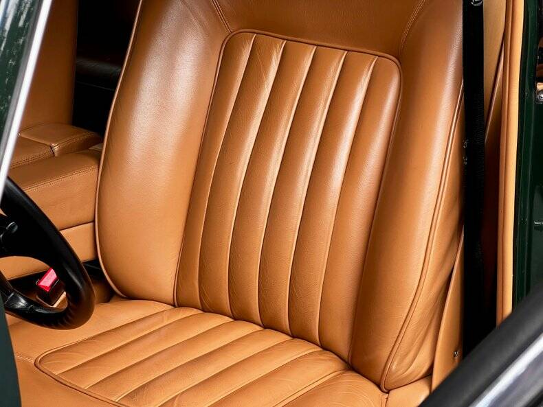 Image 16/50 of Bentley Turbo R (1990)