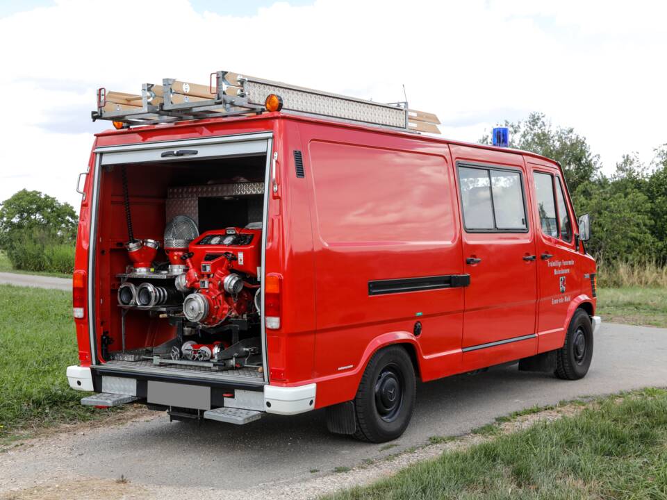 Bild 16/72 von Mercedes-Benz T1 310 (1993)