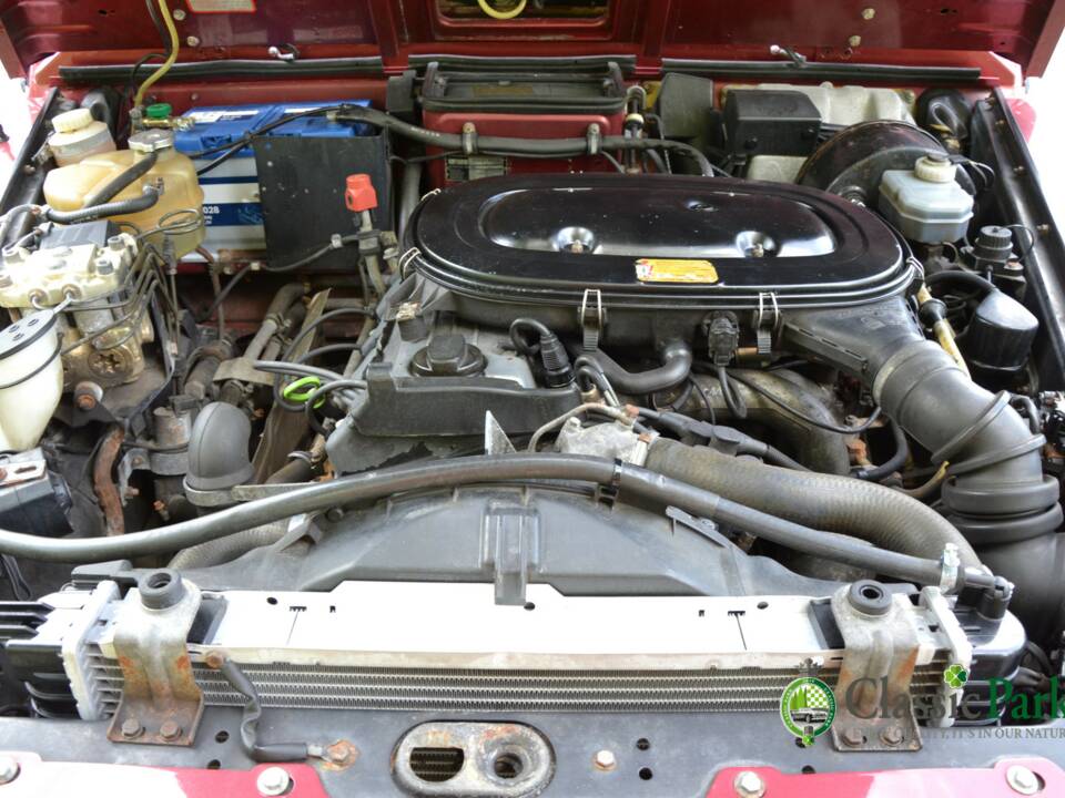 Image 39/49 de Mercedes-Benz 230 GE (SWB) (1993)