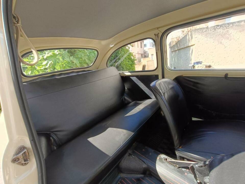 Immagine 35/50 di FIAT 600 D (1969)